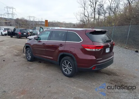 2019 Toyota Highlander Xle из США, поврежденный, VIN 5TDJZRFH0KS918309